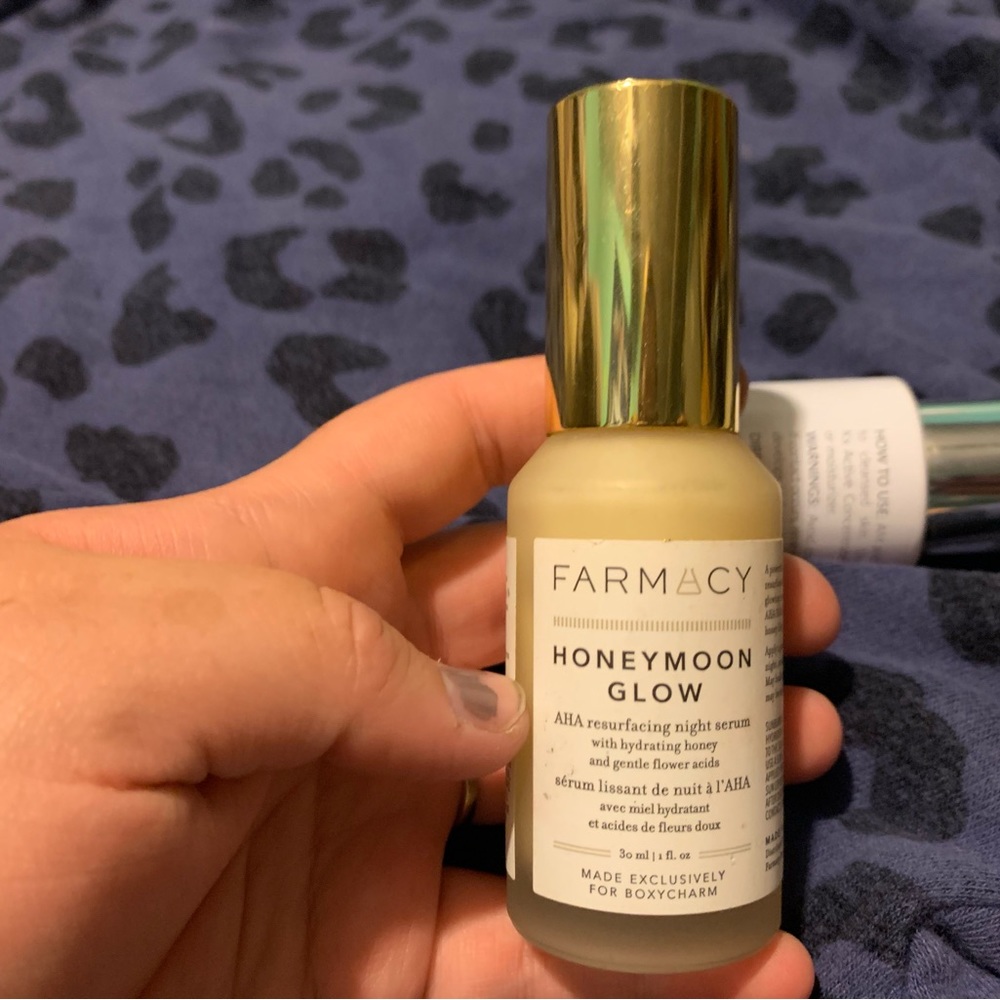 Farmacy Honeymoon glow